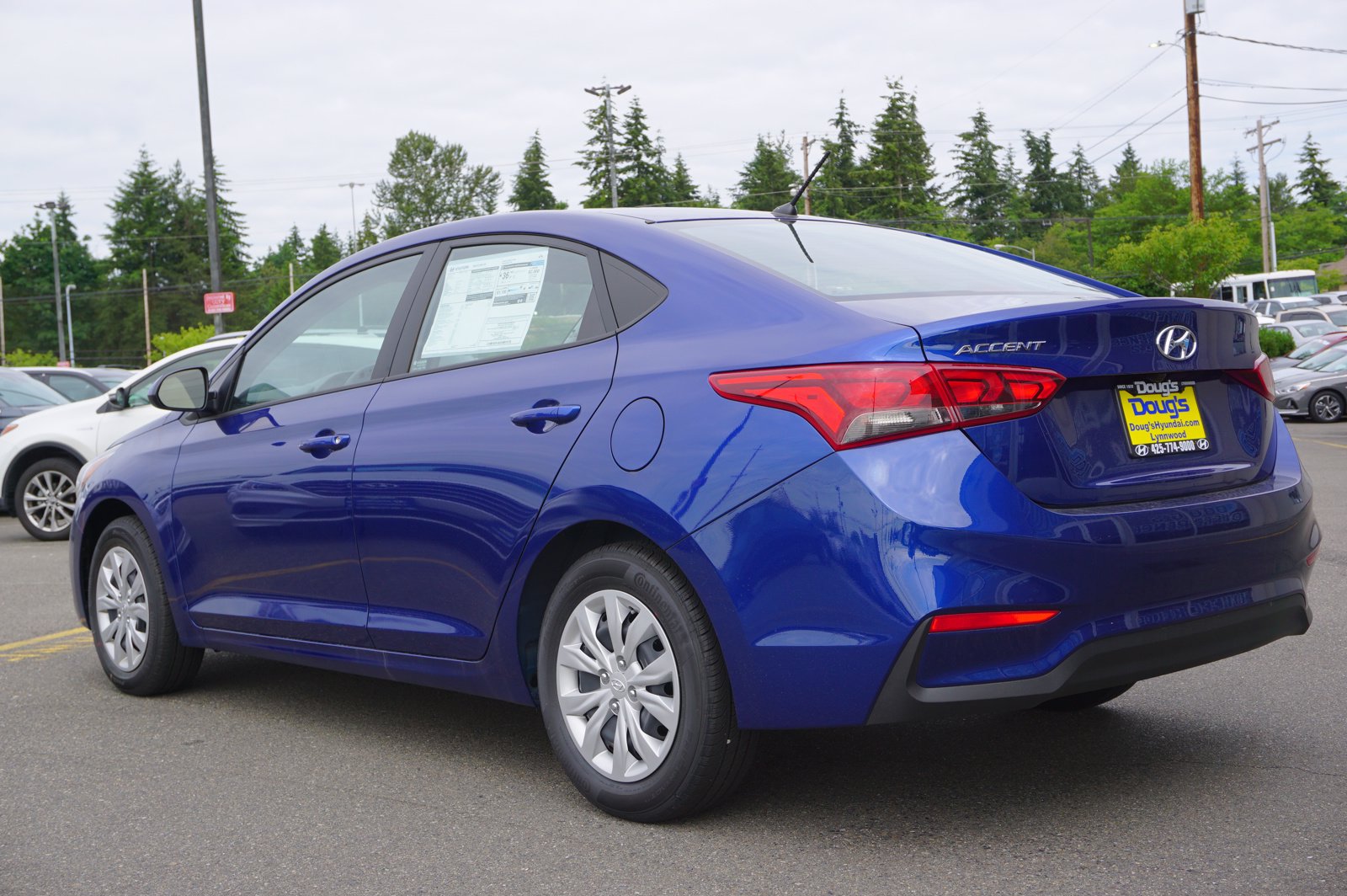 New 2020 Hyundai Accent SE 4dr Car