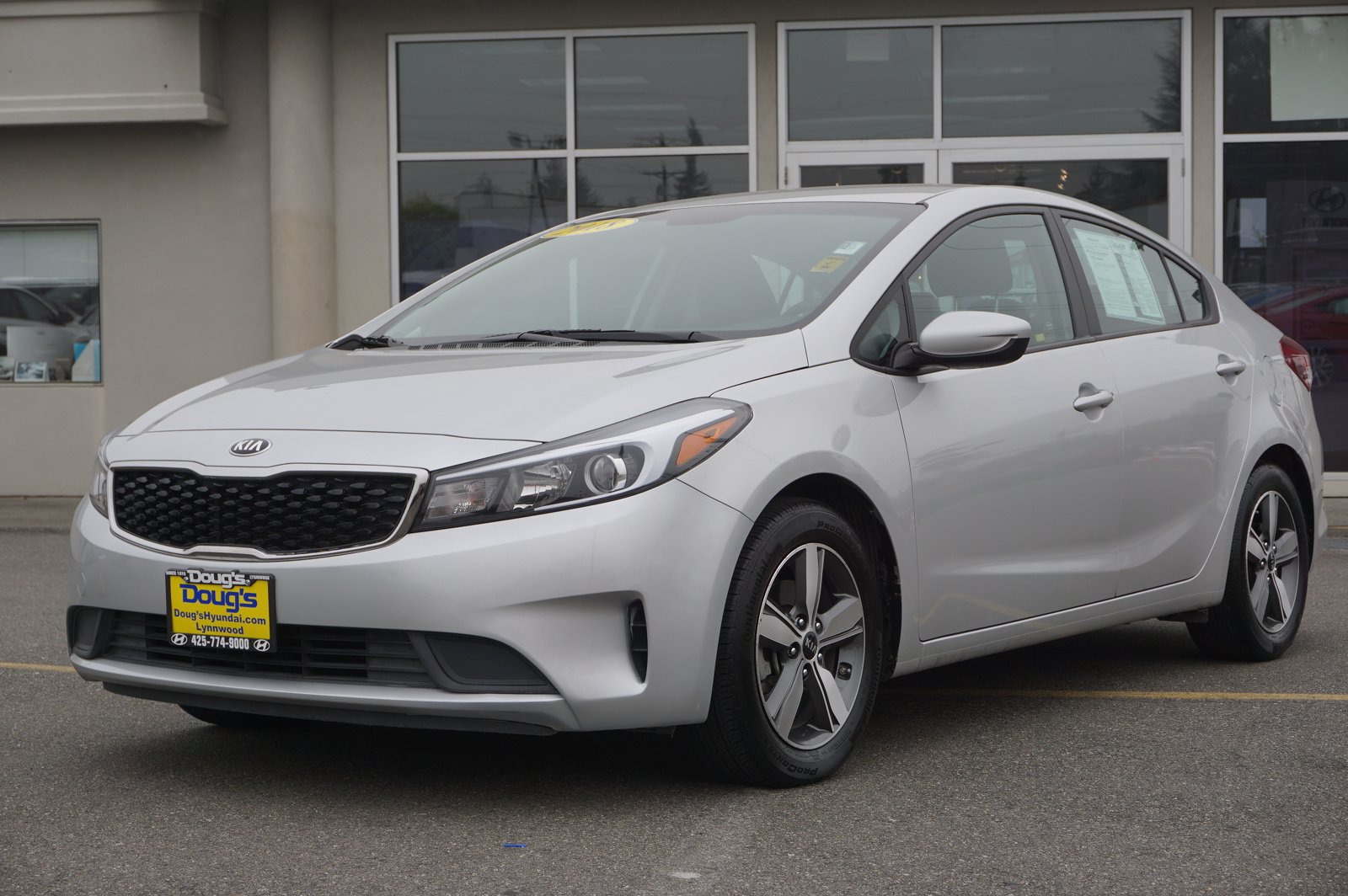 Pre-Owned 2018 Kia Forte LX 4dr Car