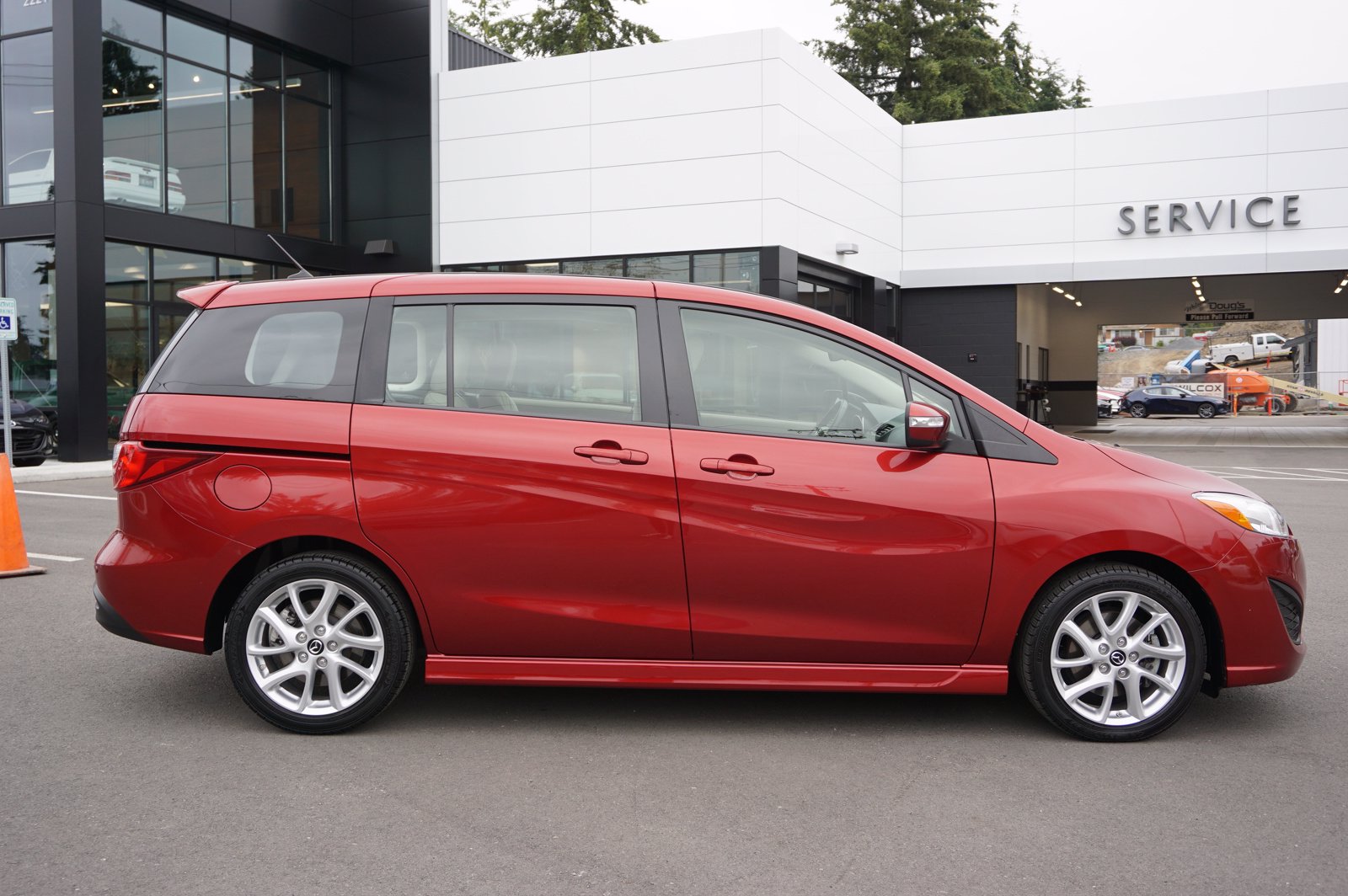 Pre-Owned 2015 Mazda5 Touring Station Wagon