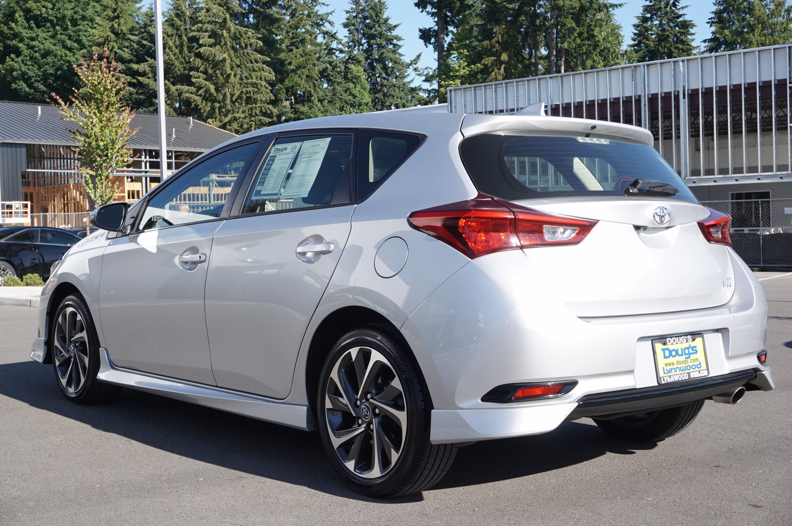 Pre-Owned 2018 Toyota Corolla iM BASE Hatchback