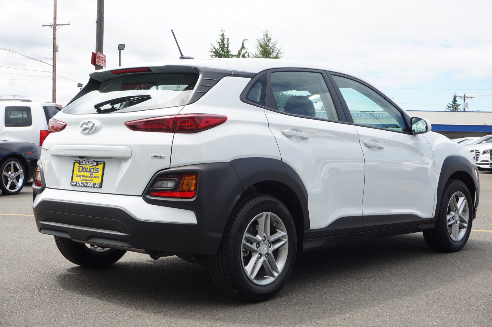 New 2021 Hyundai Kona SE AWD Sport Utility