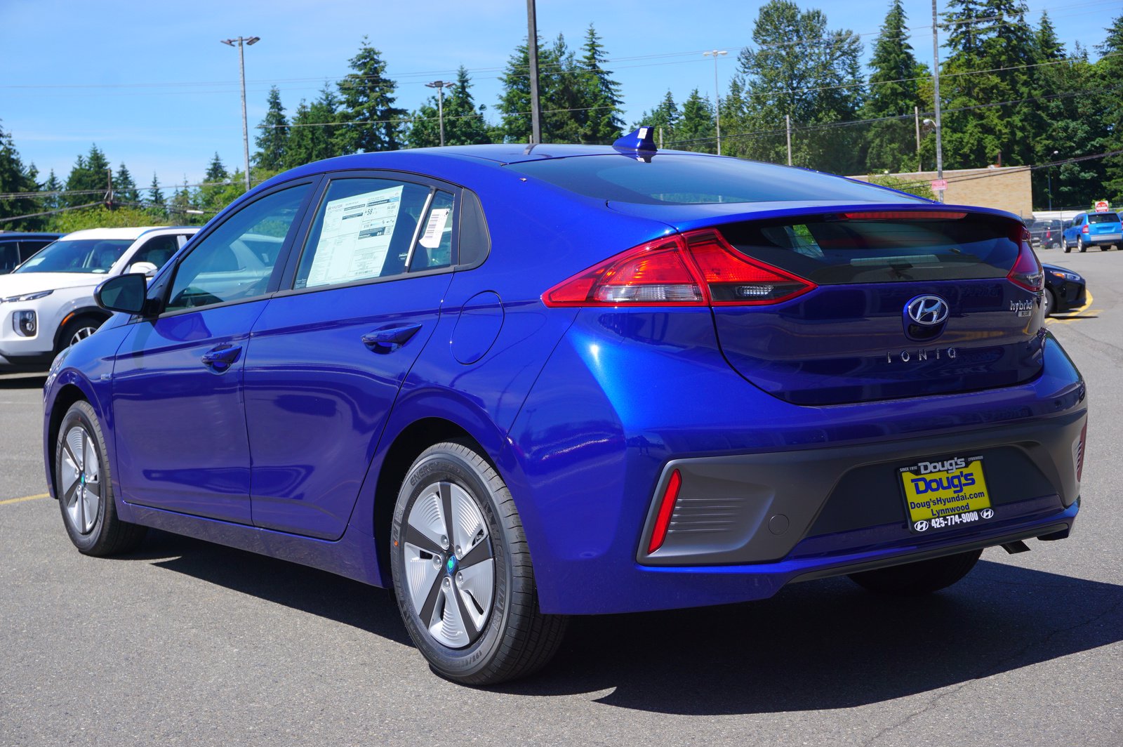 new-2020-hyundai-ioniq-hybrid-blue-hatchback