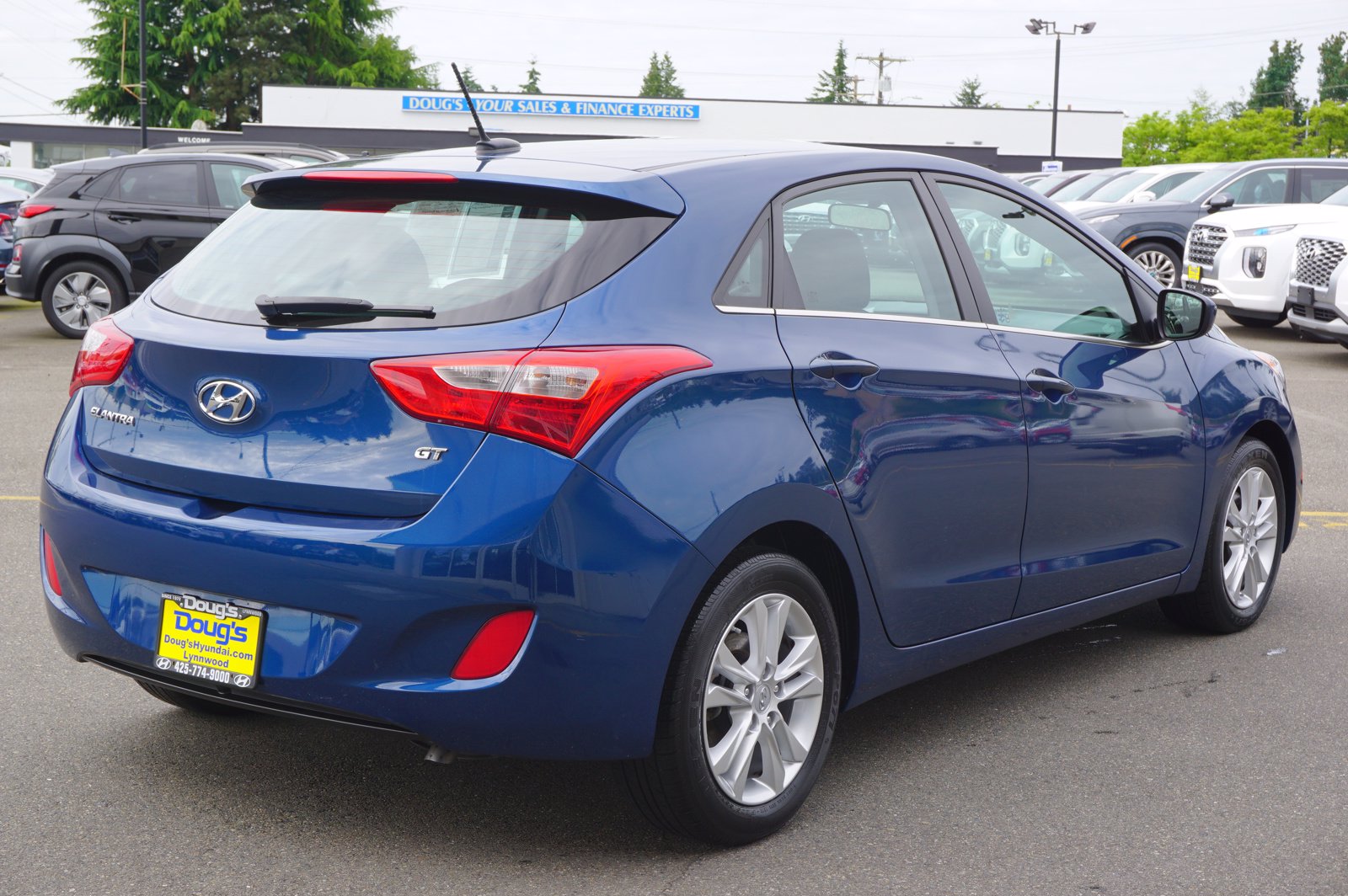 Pre-Owned 2014 Hyundai Elantra GT Base Hatchback