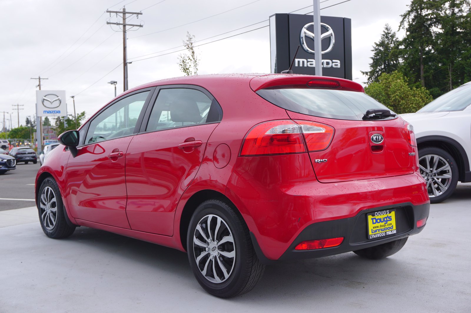 Pre-Owned 2012 Kia Rio EX Hatchback